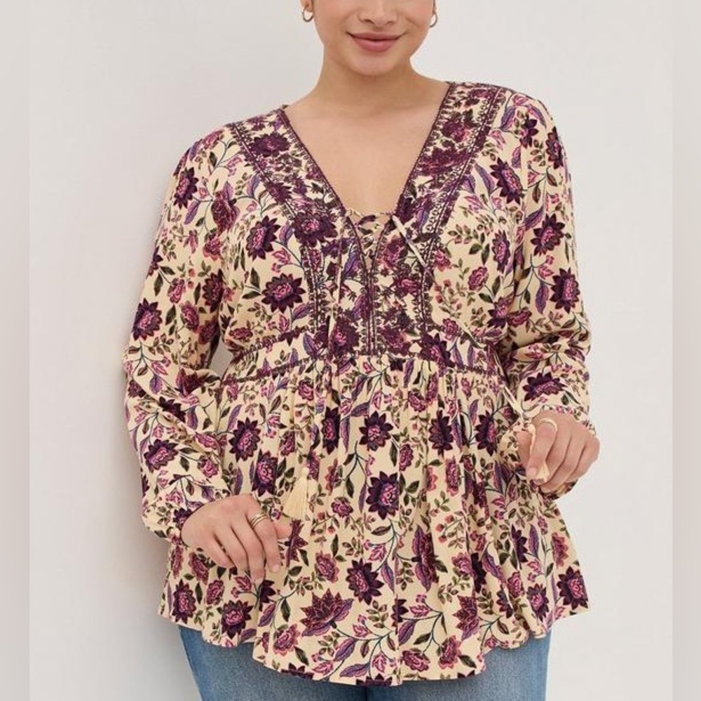 Torrid lightweight Flowey long sleeve empire waist top Festival 1X